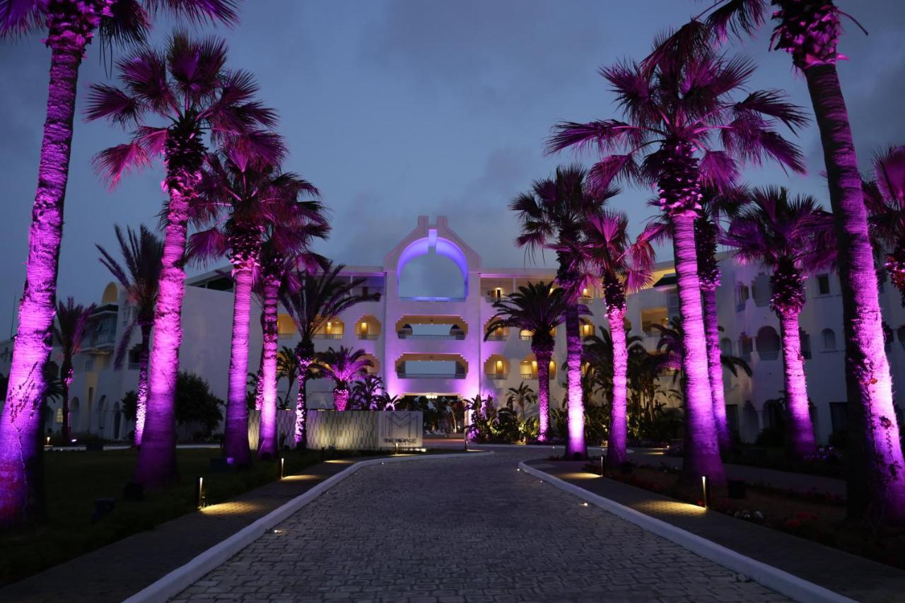 The Mirage Resort & Spa Hammamet Luaran gambar The resort at night
